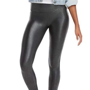 *SOLD* SPANX Faux Leather Pebbled Leggings